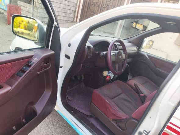 سلام وعليكم 

نيفاره 2008 للبيع او للمراوس مع الفرق حسب الرغبه 
كير ومكينه كفاله بلاد 
تبريد تدفئه شغال 
سياره مبدل قطع اسود بدون اي حادث 
وسياره جاهزه للخير اي نقص مابيه 
رقم سليمانيه جديد لحد 29 تحويل ثاني يوم بسمي مصفره غرامات

السعر80وبيه مجال للشراي 
العنوان الاعضميه 
الرقم ***********
