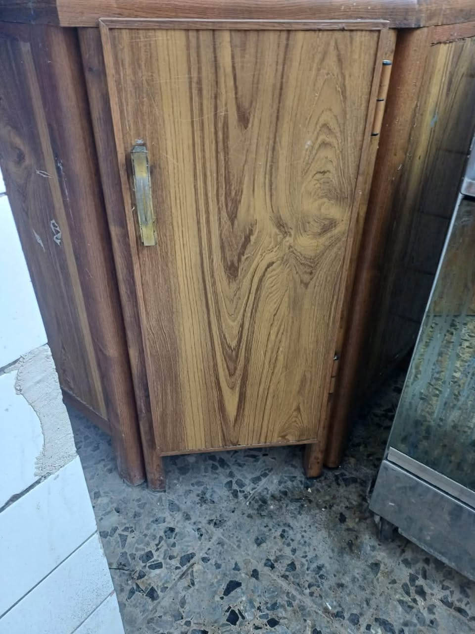 السلام عليكم
كاونترات للبيع 250


**إذا كنت صاحب هذا الإعلان وتريد حذفه لأي سبب، رجاءا أرسل رسالة إلى الدعم الفني**