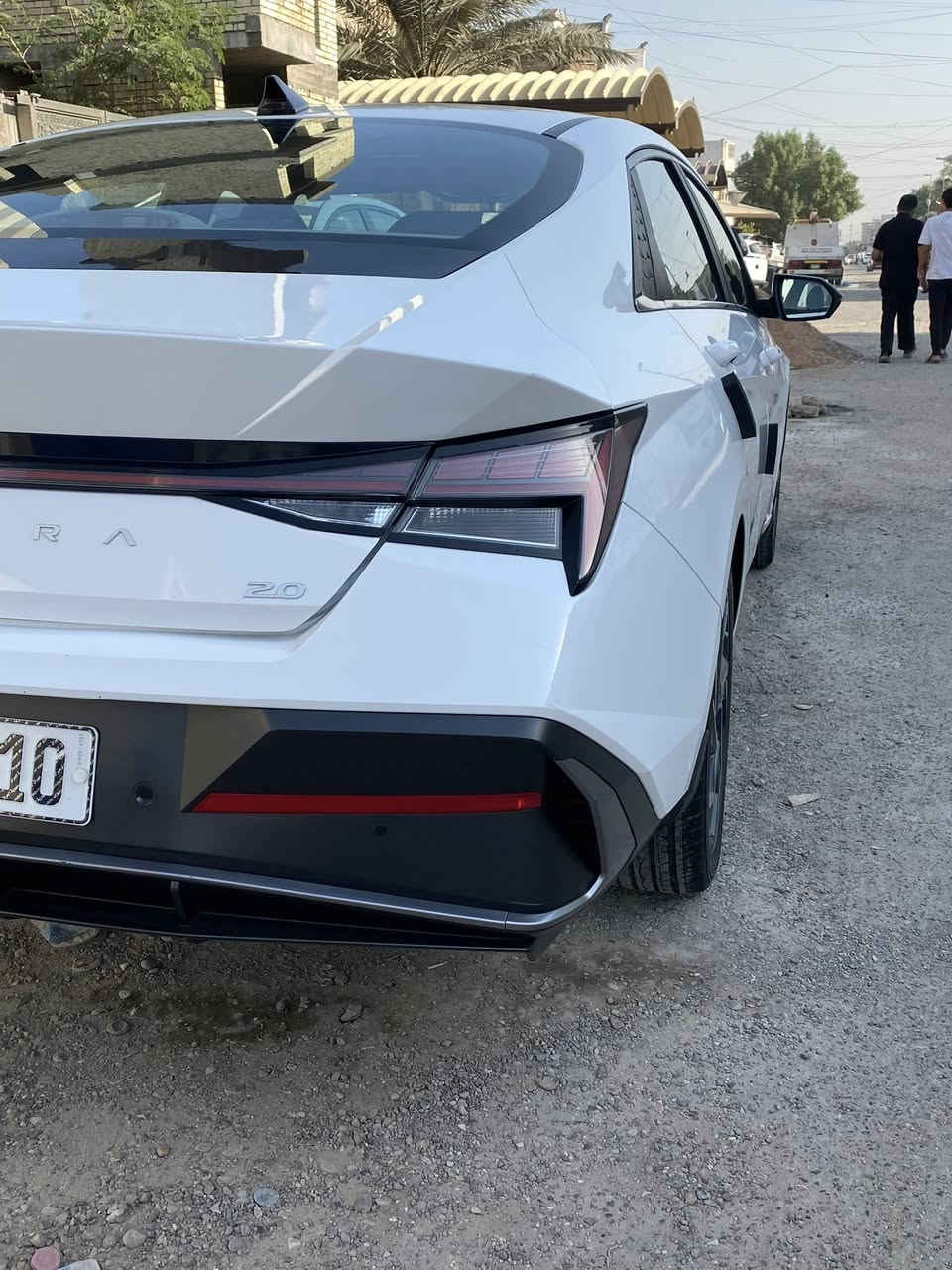 السلام عليكم 
للبيع النترا خليجي موديل 2024
       ((مواصفات فوول))
مكينه 2000
حساس امامي خلفي 
تشغيل عن بعد 
صندوق بصمه +يفتح ذكي 
فتحه سقف 
 شاشه دجيتال كبيره 
بصمه بابين 
تبريد قطعتين 
مثبت سرعة 
ماشية 73 الف 
السياره كفاله من دگت الجاكوج بيه 
السياره بحاله الوكالة 
(حالوب بسيط كلش )
السيارة بسمي (***********)
