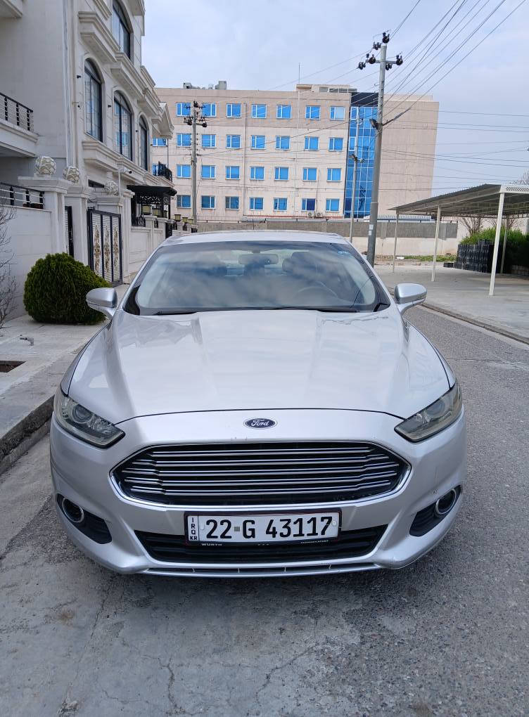 فۆرد ڤیوژن2016 مواسەفات SE بەسمە کوشن کارەبایی کوشن جلد کون هیتەر برێک بەسمە مەکینە 1500تۆڕبۆ  جاملغێکی پشتەوە نیو دەرگا بۆیاخەناوی نەگرتووە  پاشو پێشی هیچی نیە ئێرباگ   نەتەقیە  ڕەقەم و،سەنەوی نوێیە نرخی 94وەرەقە ...هەولێر *********** أربيل, العراق
