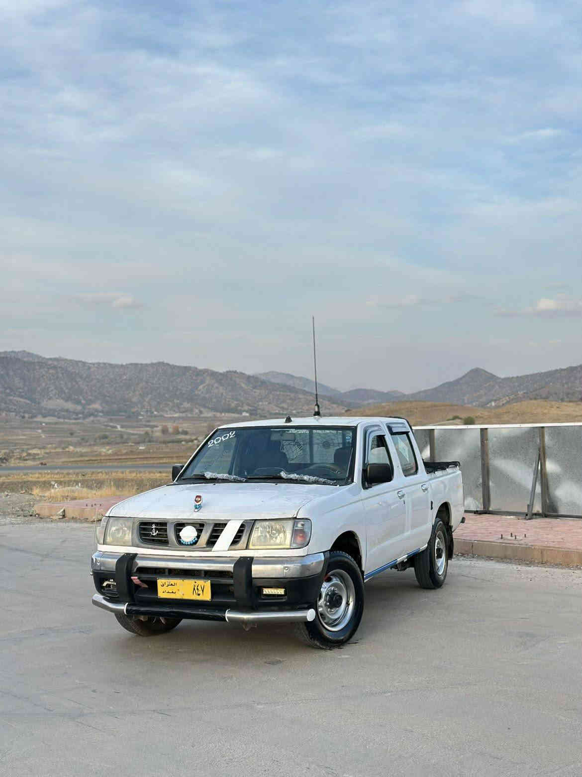 نیسان دەبڵ 2001
ئاڕمی پلاسیک سلێمانی تەبریت و پاوەر گێڕو مەکینەو ئەکسل بەشەرت یەک پارچەو پەڵەیەکی بۆیاخە سەیارەکە ئی ماڵە سەیارەی مەعرەز نیە یەک دینار مەسروفی نیە چوار تایەی تازە شوێن سلێمانی سعری 80 مەجالێکی کەم ژ.م***********
*********** السليمانية
