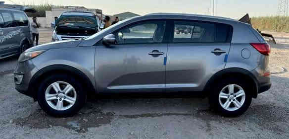 سلام عليكم 
للبيع سبورتج ١٦ وارد امريكي مكينه ٢٤٠٠  مكينه بلاديه لامفتوحه ولاتنقيص ولاكلشي مكينه جديده السياره رقم ذي قار الرقم الدولي الجديد وباسمنه تحويل. وين متحبون بغداد او محافضات سنويه لل ٣٠ السياره كلش نضيفه وجاهزه حادثهه مال امريكه فقط تبديل جاملغ امامي وبيهه شويه جراد بالقماره وبالبنيد غرفتهه جديده كتلوكاتهه سبيرهه منازل صدر امامي خلفي جديد جاهزه من كلشي تخم تاير. السياره مال بيت. المكان بغداد المنصور السعر ١٣٦ بيه مجال حك الجيه وبالخدمه الاتصال ع رقم رجاءا 
***********
