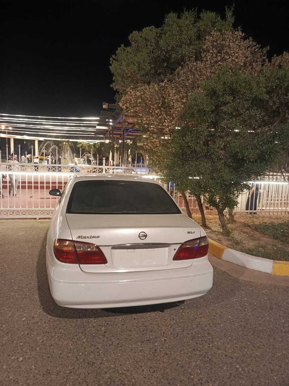 نيسان مكزيما 2008 محرك وكير شرط كهربائيات كله شغال تبريد بس كمبريسر مال مزاد شرط التحويل السعر 48وبيه مجال بيع او مراوس***********
