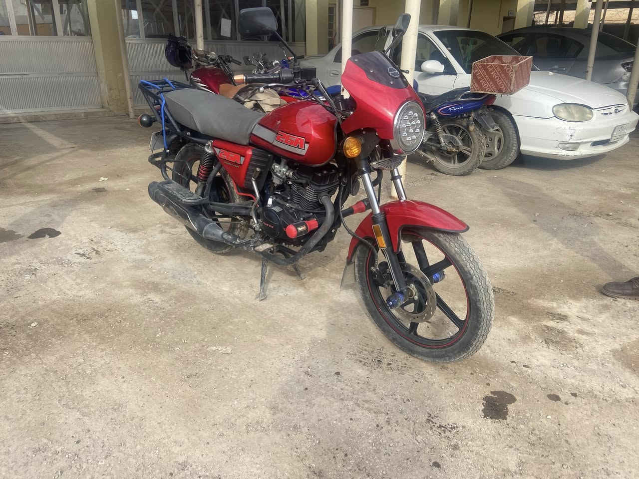 دراجة دايوان للبيع موديل 23 مكينة 150 اوراق كاملة سحب نظيفة مناقصه شي مكاني شهربان سعره 1300 وبيه مجال بسيط الشراي يتصل  ***********
