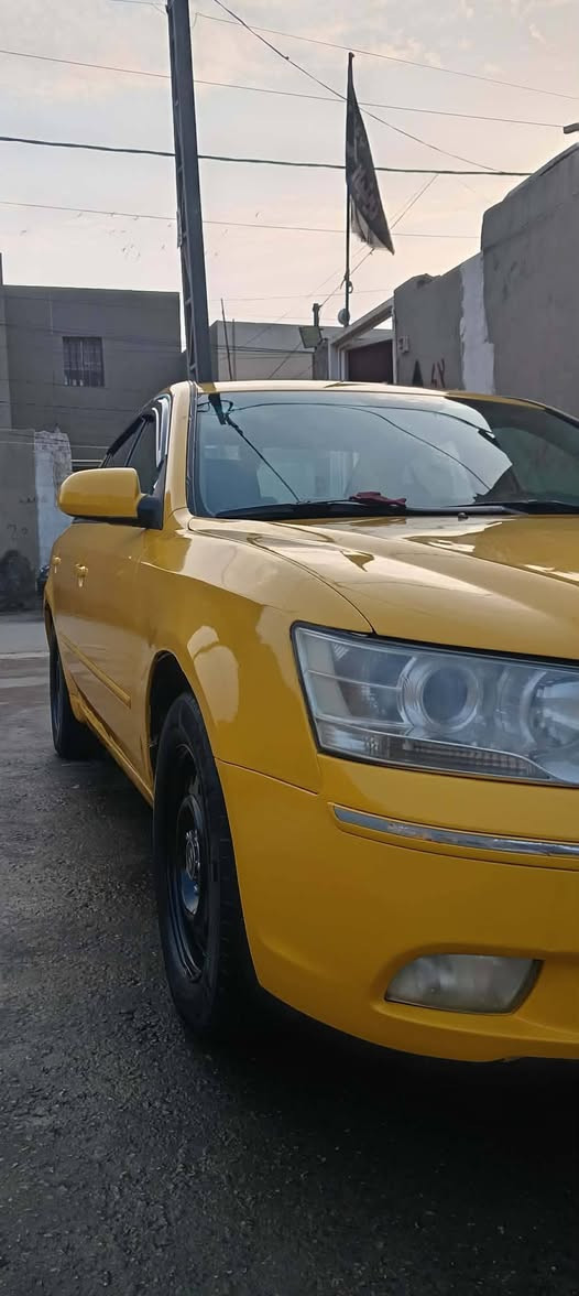 اسلام عليكم
سوناتا المقدسه موديل 2010 حره
 رقم مميز دولي نجف  تحويل ثاني يوم 
مواصفات نص فول 
محرك 2000 كفاله 
كير كفاله 
ماشيه 200الف حقيقي مامشتغله تكسي ابد 
تبريد حداديه جاهزه 
مكفوله من الكص والعيب الشرعي 
والضربه عدأ حادثها جاملغ وبنيد بدون دواخل 
مكان السياره ديوانية قضاء الشامية 
السعر ب 92 ورقه وبيه مجال 
رقم ***********
