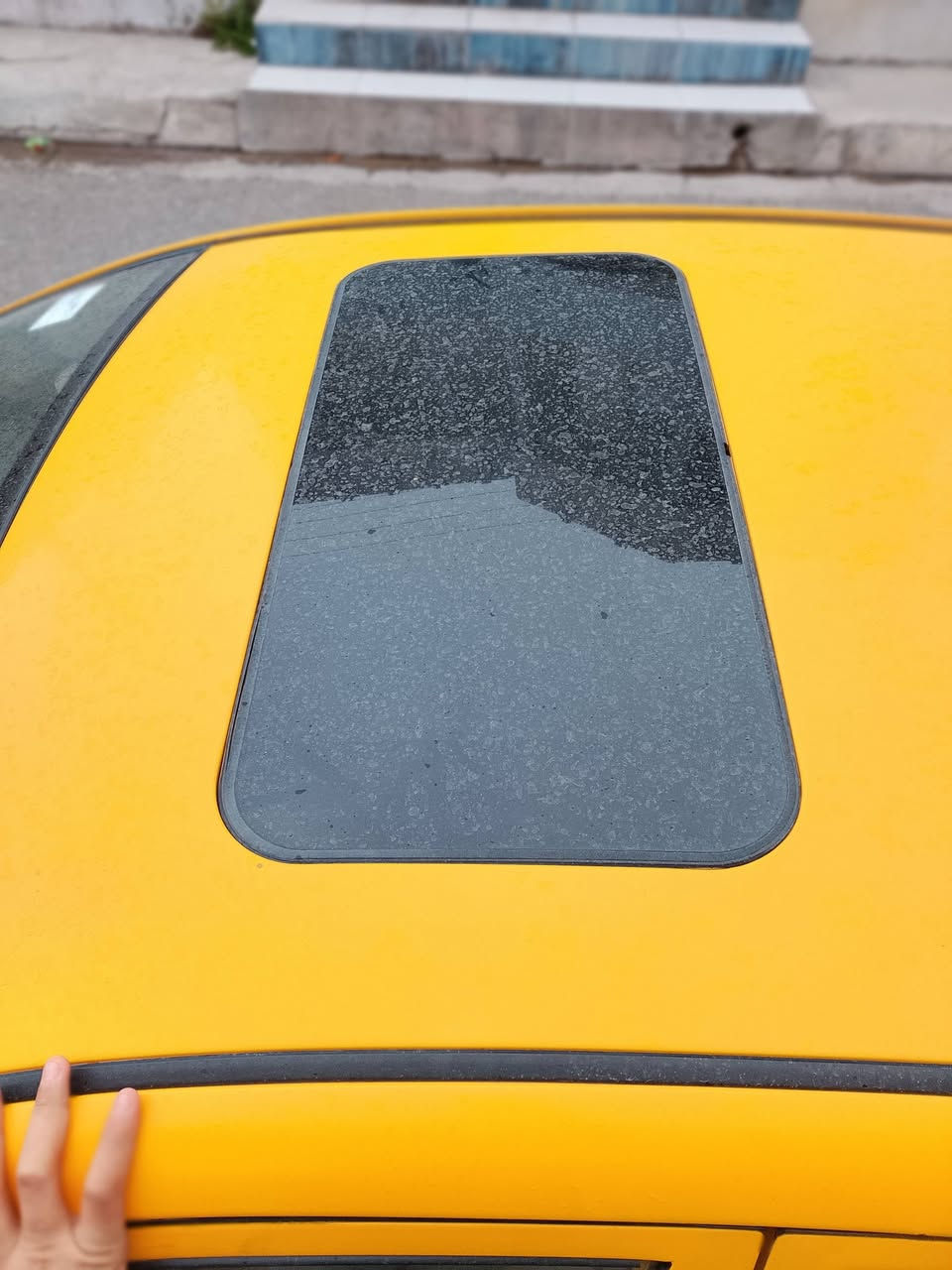 يا الله ليفان 2013مشروع وطني شرط تحويل بطاقة بانزين طخم تاير ويل كروم فتحه سقف كهربائيه كله شغاله صدر جديد مشط سياره بيه تنقيص قليل سعر 38بيه مجال عنوان كركوك ***********
