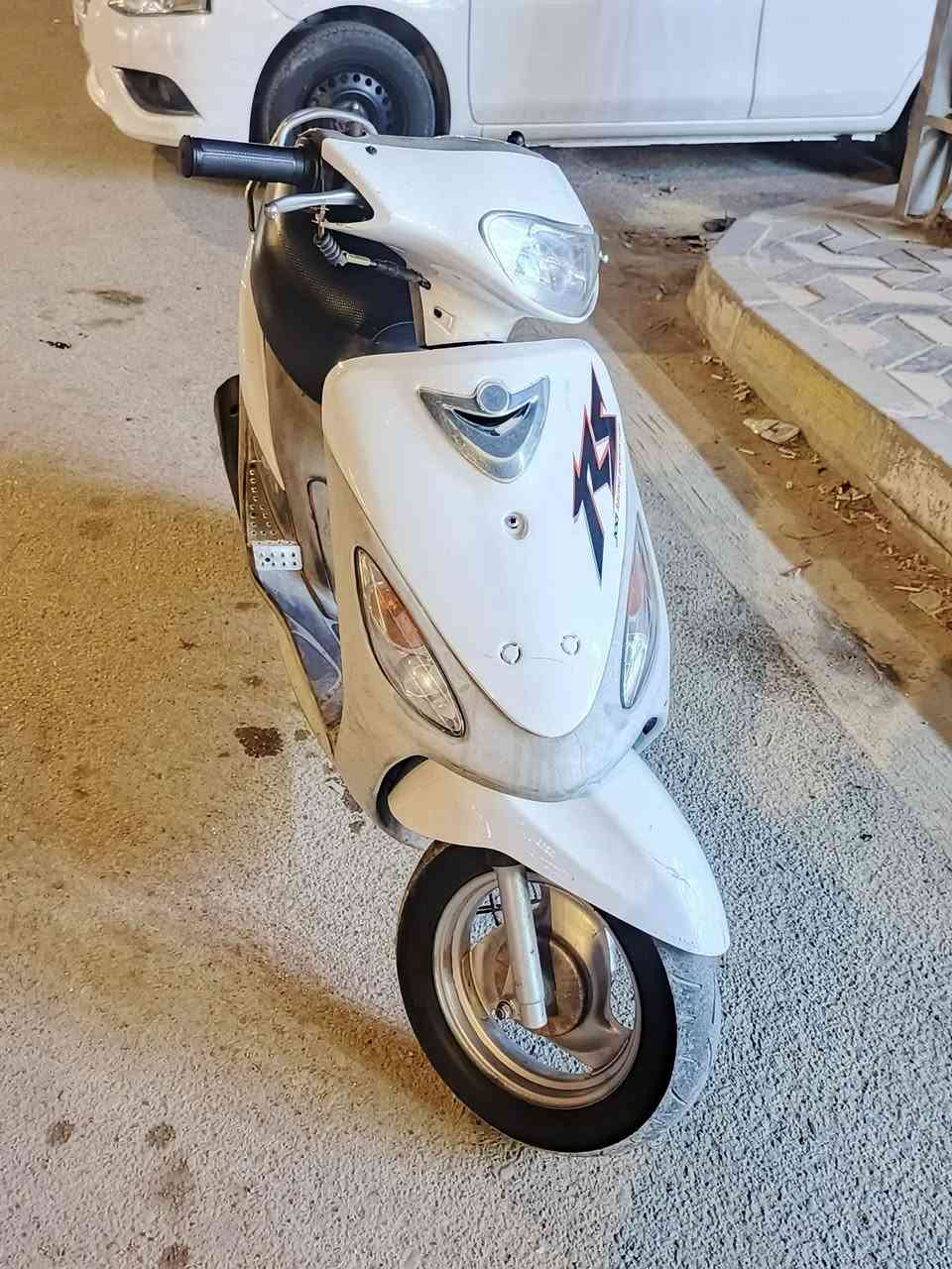 السلام عليكم
للبيع دراجه ماكس منغولي   جديده وحلوه الدراجه  مبدل ولفات مكينه ناعمه حيل   دراجه بلاديه دراجه السعر٥٥٠ وبيه مجال للشراي 
مكاني فلكة سماوه ***********
