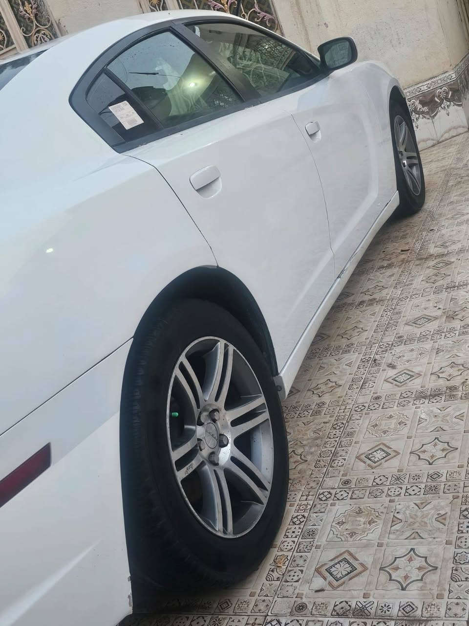 سلم عليكم جارجر 2013 خليجي بدون ايرباك بيها 3 قطع تخم تاير حداديه تبريد كله شرط السعر 150 بيها مجال  
***********----*********** الشراي يتصل غير متواجد ماسنجر
