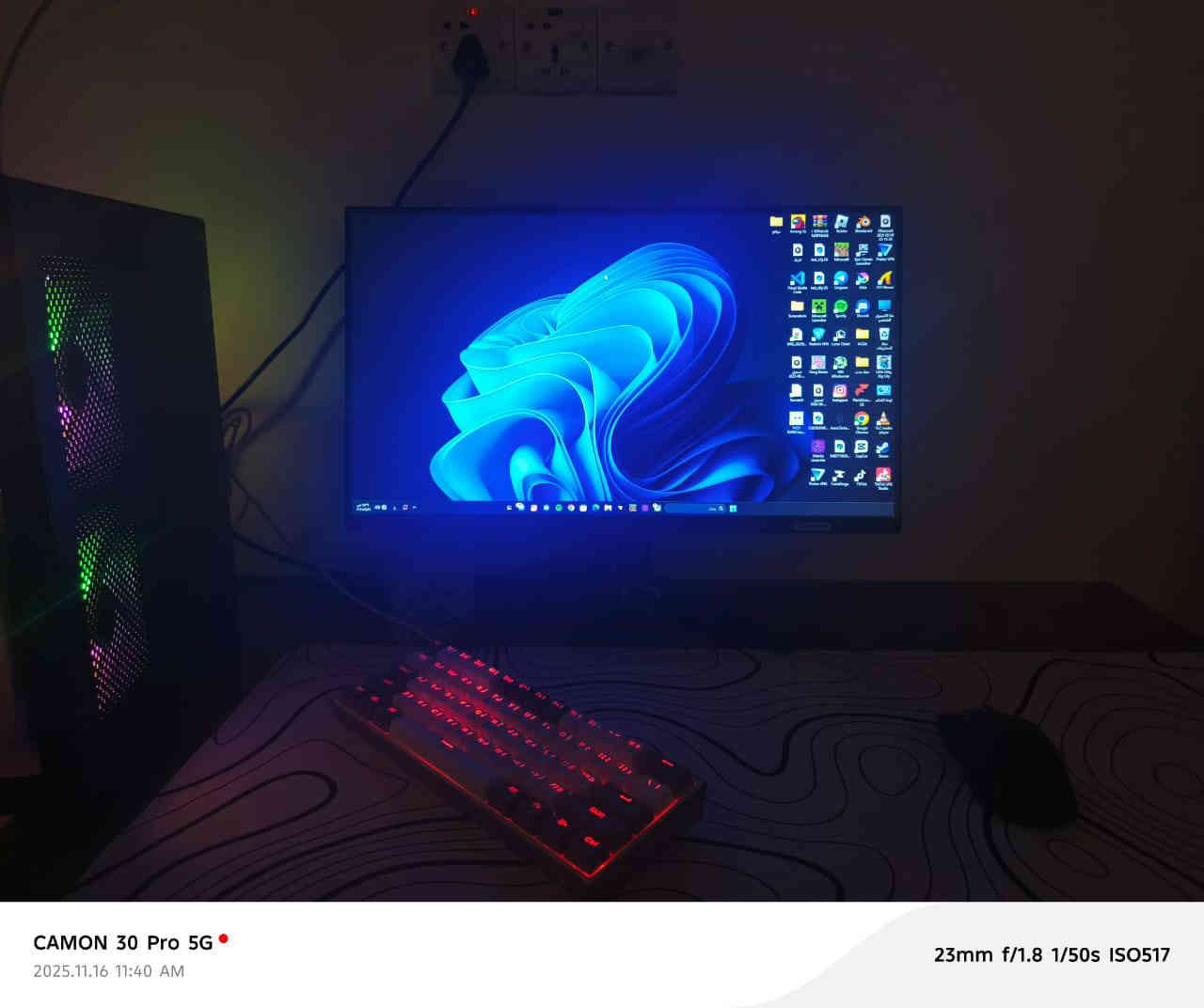 - حاسبة كاملة وشاشة  للبيع جدد ونضيفات استعمال قليل حته ضمان مامخلص
نوع الشاشة : MSI MONITOR G255F
مواصفات الشاشة :
180hz
دقة 1080 × 1920(FHD)
24.5in
Ips
1 مللي ثانية
منفذ HDMI
الشاشة تدعم  Displayport
مواصفات البيسي:
CPU CI5 12400F TRY
AMD RX 6600 8GB 2FAN ASROCK
RAM DDR4 16GB 3200 8×2 TXRUI
M.2 1TB TEAM GROUP MP44L 5000Hz
FAN CPU ALTA 9 DEEPCOOL
PSU Ruix GX 650W 80 Plus Bronze
M.B H610M ONDE DDR4 M.2
CASE LOVINGCOOL LC-T2 BK 3FAN RGB
صارلهة 5 أشهر عندي استعمال كلش خفيف
السعر 980 الف بيهة مجال بسيط
مكاني ☜︎ البصرة / التنومة / شارع 40
حاسبة كاملة وشاشة  للبيع جدد ونضيفات استعمال قليل حته ضمان مامخلص
نوع الشاشة : MSI MONITOR G255F
مواصفات الشاشة :
180hz
دقة 1080 × 1920(FHD)
24.5in
Ips
1 مللي ثانية
منفذ HDMI
الشاشة تدعم  Displayport
مواصفات البيسي:
CPU CI5 12400F TRY
AMD RX 6600 8GB 2FAN ASROCK
RAM DDR4 16GB 3200 8×2 TXRUI
M.2 1TB TEAM GROUP MP44L 5000Hz
FAN CPU ALTA 9 DEEPCOOL
PSU Ruix GX 650W 80 Plus Bronze
M.B H610M ONDE DDR4 M.2
CASE LOVINGCOOL LC-T2 BK 3FAN RGB
صارلهة 5 أشهر عندي استعمال كلش خفيف
السعر 980 الف بيهة مجال بسيط
الرقم واتساب ***********
مكاني ☜︎ البصرة / التنومة / شارع 40
