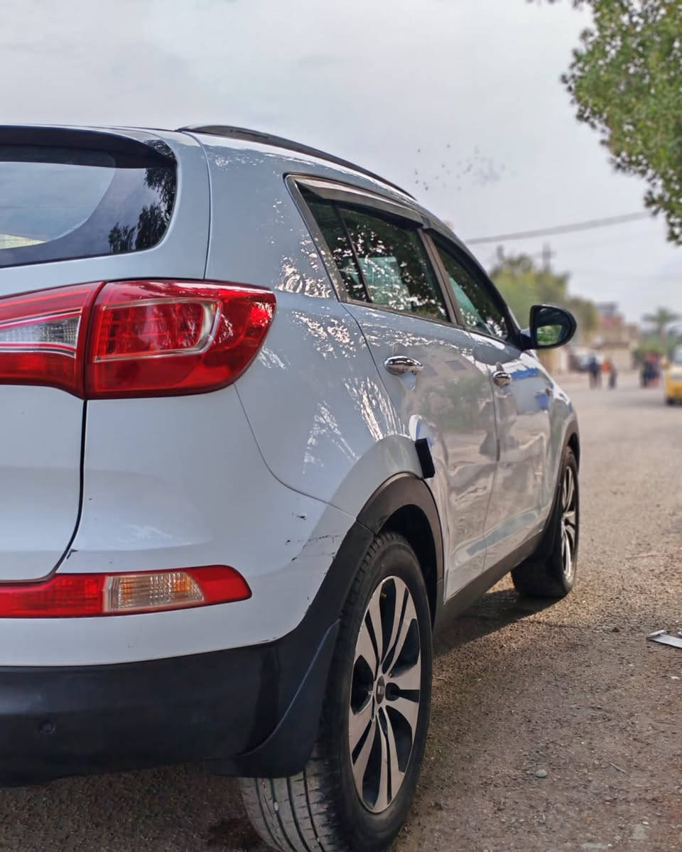 السلام عليكم سيارة سبورتج  ٢٠١٤ مواصفات كامله وارد خليجي اوتماتيك رايدها ب١٥٥٠٠ دولار هذا رقمي اي استفسار اني حاضر 
***********
