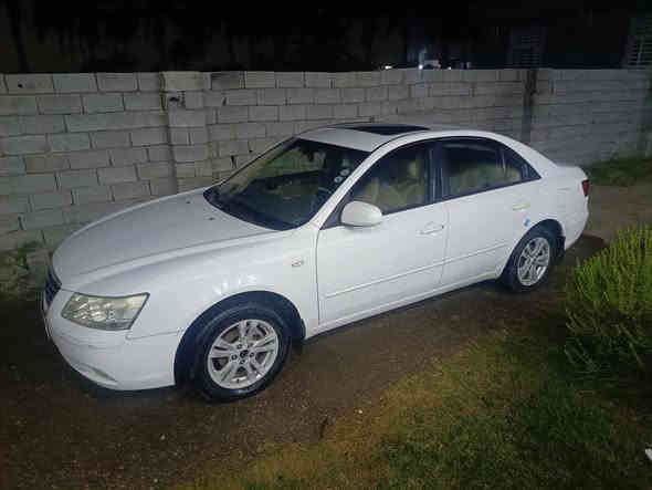 سوناتا 2010 خليجي
رقم دهوك دولي تحويل ثاني يوم 
مكينه 2400
فتحه 
شاشه 
تخم تاير 
حدادية خير من الله 
بيهه شخط مال ستوته عالبارد بصفحة عكس السايق 

السعر 130 

‏‪***********‬‏
