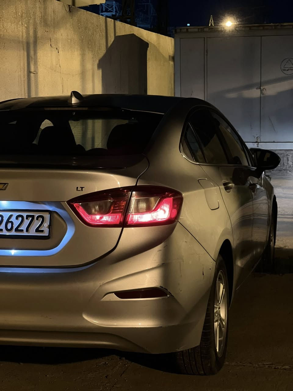 سياره شوفرليت كروز 2018 و السعر ٧٤
ارخص من خواتها ب ١٥ ورقه تقريباً سياره كامله و خير من الله عزل و متانه و سياقه مريحه كير مكينه صدر تبريد كله مكفول قويه و جاهزه و ما فديوم ضوجتني لو وكفتني بشارع لو عطلت ابد و دهن اصلي و بانزين بس محسن 
 نزلت من سعرها هيج لان بالفحص يطلع بيها تصليح براس الشاصي علماً السياره الياخذها يدعيلي عن الحلال و الحرام يرادلها زوج تايرات امامي و قاعدة دبل و صبغ للبنيد 
مكان السياره بغداد حي الخضراء 
ملاحضه (((شوف الصور زين نشرت حته صور الحادث )))
(***********)
(*********** )
