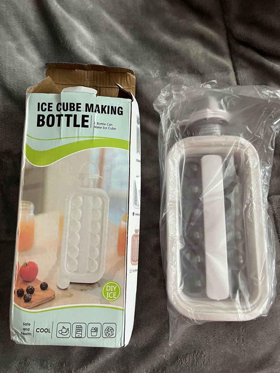 قالب صنع كرات الثلج ❄️

❄️قالب ثلج مبتكر بتصميم عصري
 ❄️يوفر لك سهولة التحضير والتخزين.
 ❄️يتميز بغطاء محكم يحفظ نظافة
 ❄️الثلج ويمنع انسكاب الماء.
❄️ مثالي لتحضير كرات  ثلج متساوية بشكل عملي وأنيق لأي مشروب❄️


**إذا كنت صاحب هذا الإعلان وتريد حذفه لأي سبب، رجاءا أرسل رسالة إلى الدعم الفني**