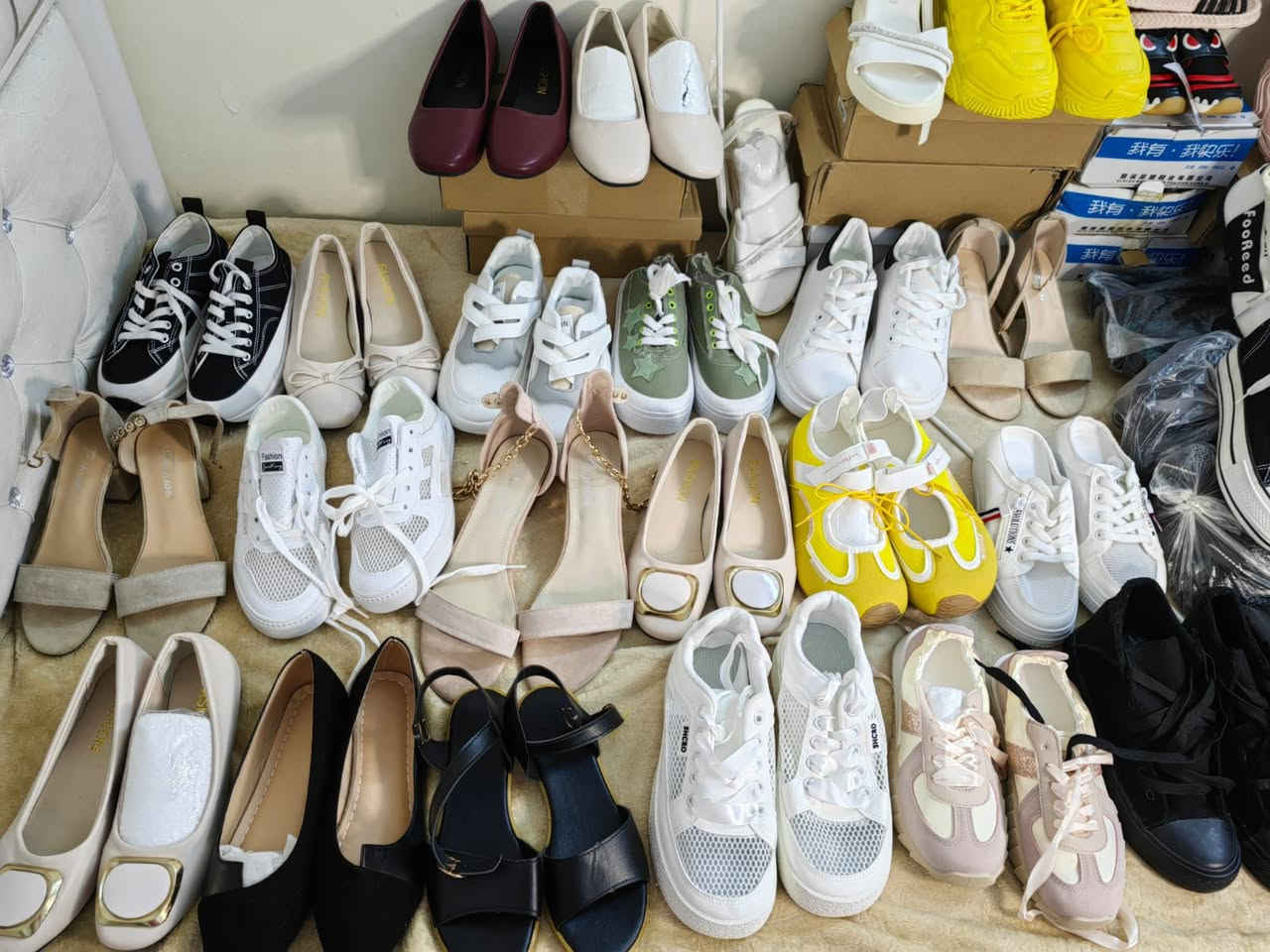 احذيه رجالي ونسائي اسعار من 5 الى 7 للحجز خاص


**إذا كنت صاحب هذا الإعلان وتريد حذفه لأي سبب، رجاءا أرسل رسالة إلى الدعم الفني**