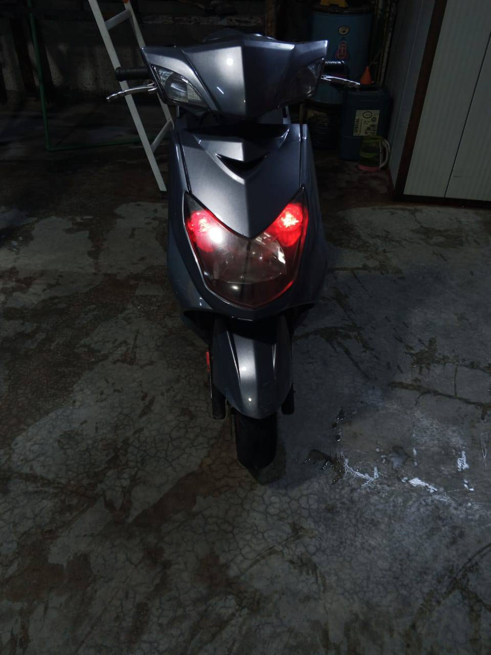 سلام عليكم شباب دراجه سكنس فحل يابني اورق كامله مكاتبه ومنفيس دراجه خير من الله نكره سلف وصارلي 12يوم من منزله سعر مليون وربع قفل شراي ينتصل ***********
