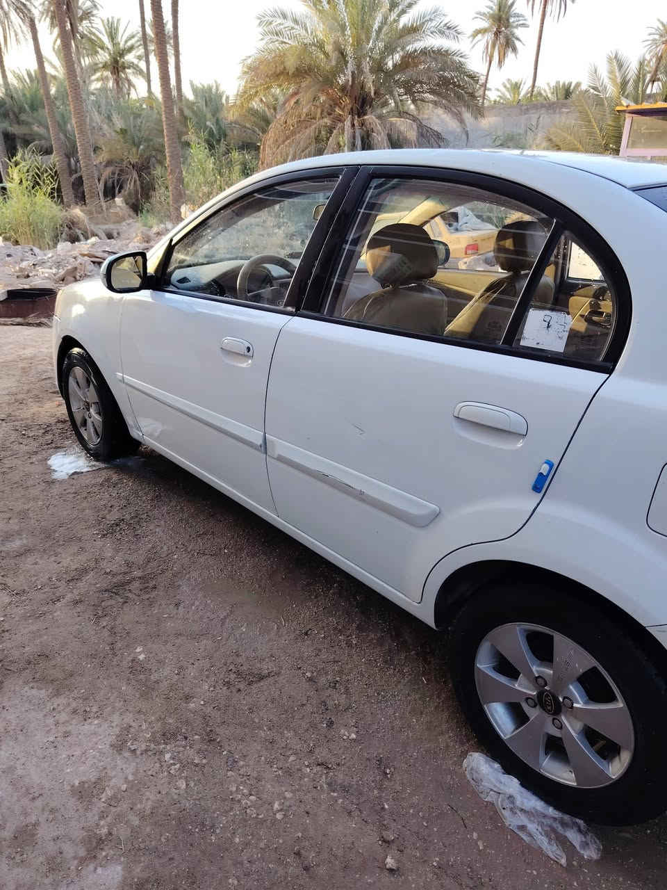 كيا ريو ٢٠١١ خليجي
كيا ريو ٢٠١١ خليجي سنويه جدايده سياره كامله مكينه ما مفتوحه عليه ادامه كامله  تبريد ثلج سعر 80 بيه مجال 

***********
