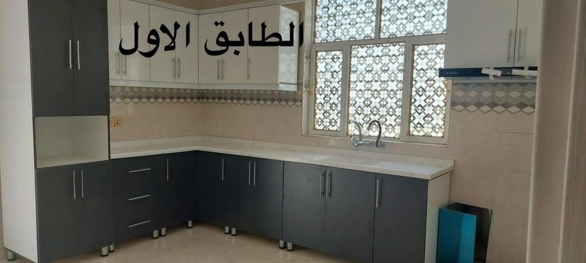 ♢دار طابقين4غرف بزين القوس♢
♢ رقم الإعلان {52}♢
------------------------------
♢المنطقة:: شارع سيد يعقوب
♢نوع العقار:: دار سكن 
♢المساحة:: 200م
♢الوجه:: 10م
♢النزال:: 20م
♢عرض الشارع:: 12م
♢سنة البناء:: 2023
♢تفاصيل البناء:: طابقين 
♢طابق أول يتكون من:: استقبال وهول ومطبخ وغرفة نوم عدد(2) وصحيات
♢طابق ثاني يتكون من:: استقبال ومطبخ وغرفة نوم عدد(2) وصحيات
♢أقرب نقطة دالة:: قرب الدجيلي
------------------------------
👈🏻 اكتب <تم>  ليصلك السعر
ولمزيد من التفاصيل يرجى مراسلة بريد الصفحة خاص

👈أو زياره مقرنا الكائن في: [حي الحوراء] 
      [شارع سيد يعقوب أو شارع المواكب]          

#دارسكن #مشتمل #قطعة_أرض
 #حي_الحوراء_الأولى


**إذا كنت صاحب هذا الإعلان وتريد حذفه لأي سبب، رجاءا أرسل رسالة إلى الدعم الفني**