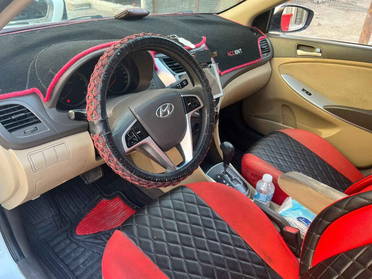 للبيع،،، للبيع،،، للبيع
اكسنت 2014 خليجي شركة عامة ابيض اللون رقم بغداد مكينة 1600 دبل قطرة تخم تاير جديد سيارة جاهزة 
السعر بـ 102$ 
العنوان بغداد / شارع فلسطين 
للاستفسار  *********** 📞
