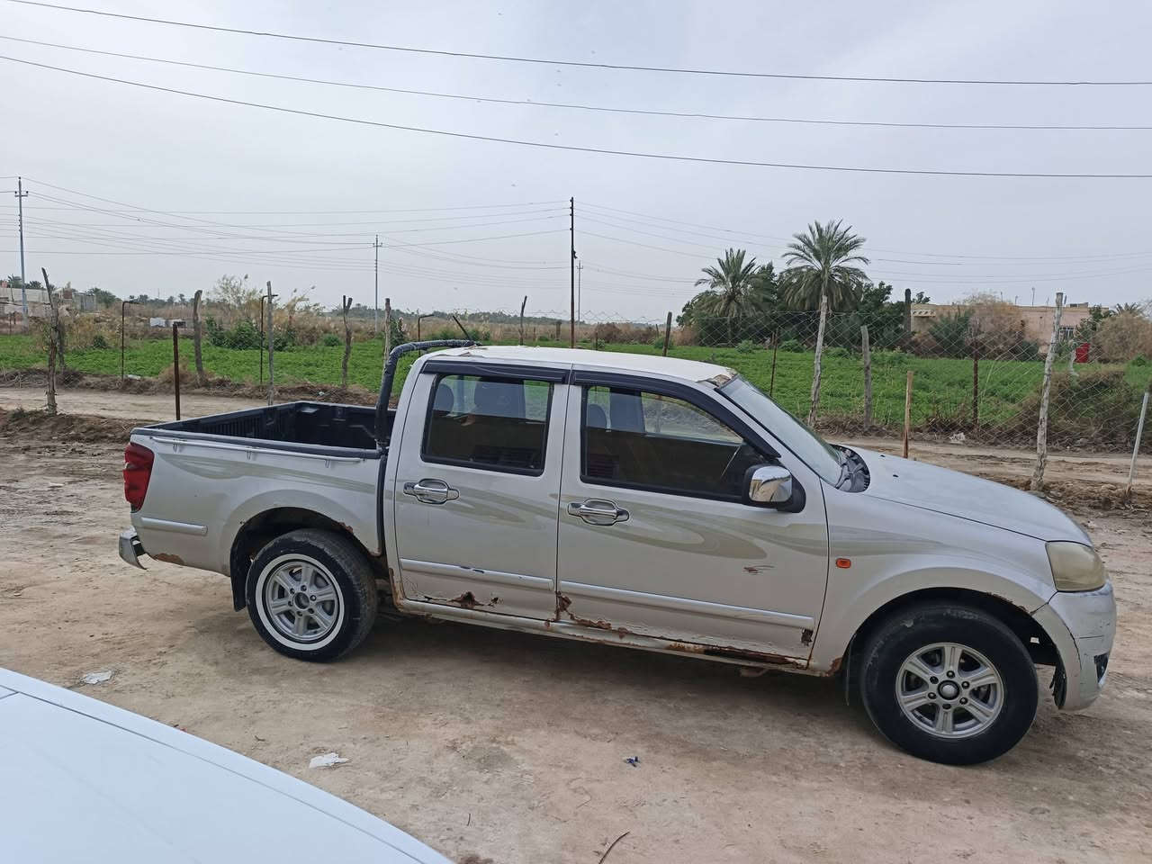 كريت للبيع كير عادي مكينه ابلاد شرط مكفوله من اضربه السياره شاصي مكفول تخم تاير سعر 40 بيها مجال ***********
