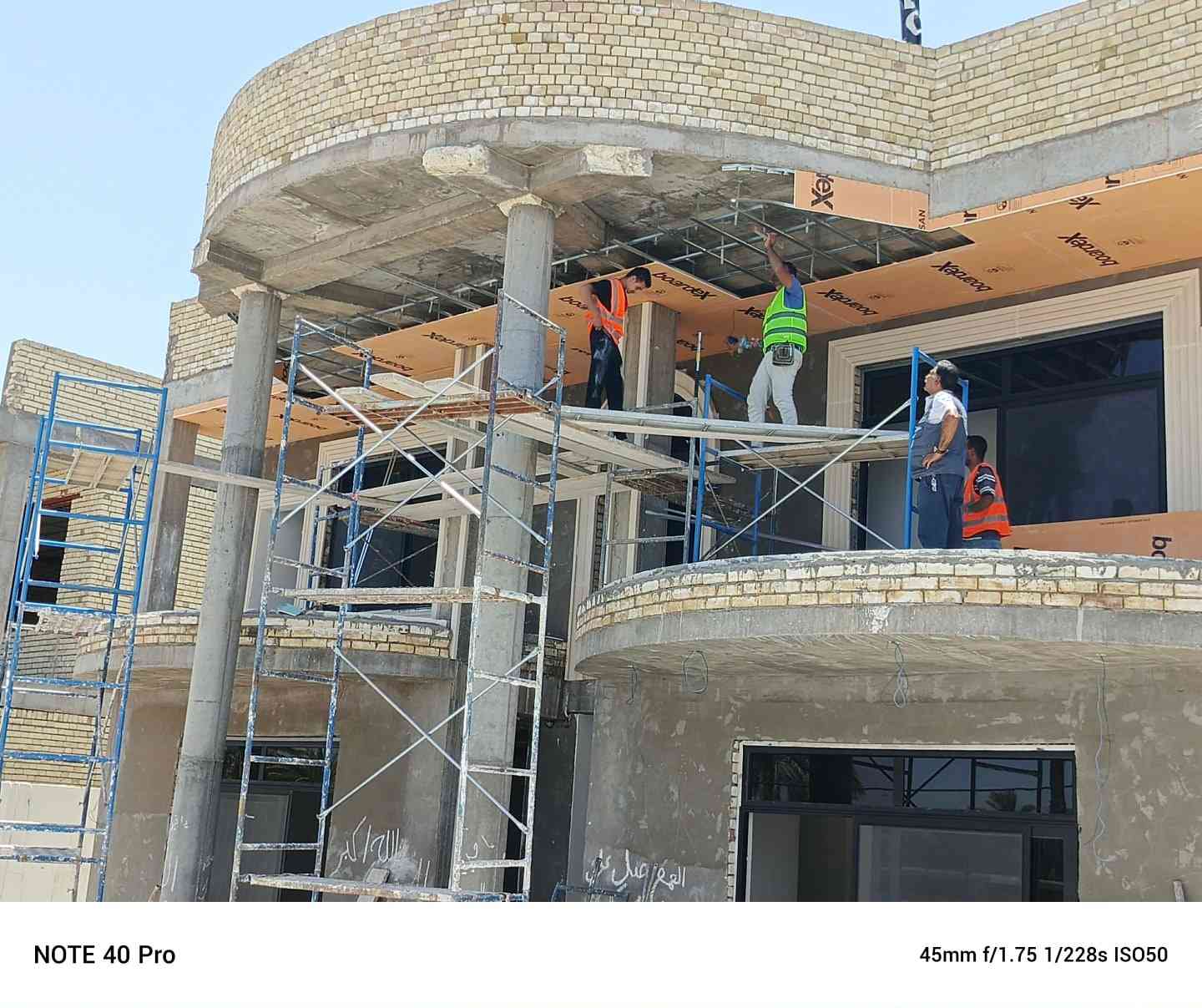 تم بحمد الله تسليم ڤيلا الاخ ابومحمد قرب عمود 150 وفق المواصفات التي طلبها صاحب الموقع 

*الواجهة تطعيم مرمر* الأرضية مرمر *تغليف الدرج مرمر*الشبابيك المنيوم* محجر الدرج المنيوم*السقوف جبسن بورد  * سيراميك الحمامات والمطابخ درجة اولى * ديكور للجدران  سعر المتر 
(500 الف دينار ) نقدا نقدا نقدا
🏤🏤🏤🏤🏤🏤🏤🏤🏤🏤🏤🏤🏤
🌹🌹🌹🌹🌹🌹🌹🌹🌹🌹🌹🌹
اوقات الدوام الرسمي من الساعة 9 صباحا حتى الساعه 7 ليلا 
العنوان 🌹كربلاء 
/شارع مدينة ألعاب السندباد/مجاور  شركة أرض الغروب للسيارات ..مجاور ابواب ازمير التركي.قرب مدخل الشبانات 
للاتصال على الارقام التاليه..
☎️***********
☎️***********
☎️***********
☎️***********)
