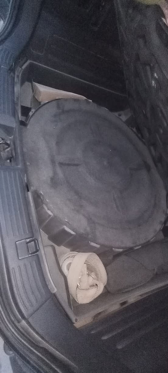 السلام عليكم من رخصه صاحب الكروب المحترم للبيع فورد ايدج موديل ١٢ بغداد باسمي رقم ألماني سنويه ٢٧ السياره بانوراما محرك وكير عله وضع الشركه السياره استلام شركه نيفا السياره ماشيه ٨٥ الف للتواصل***********
