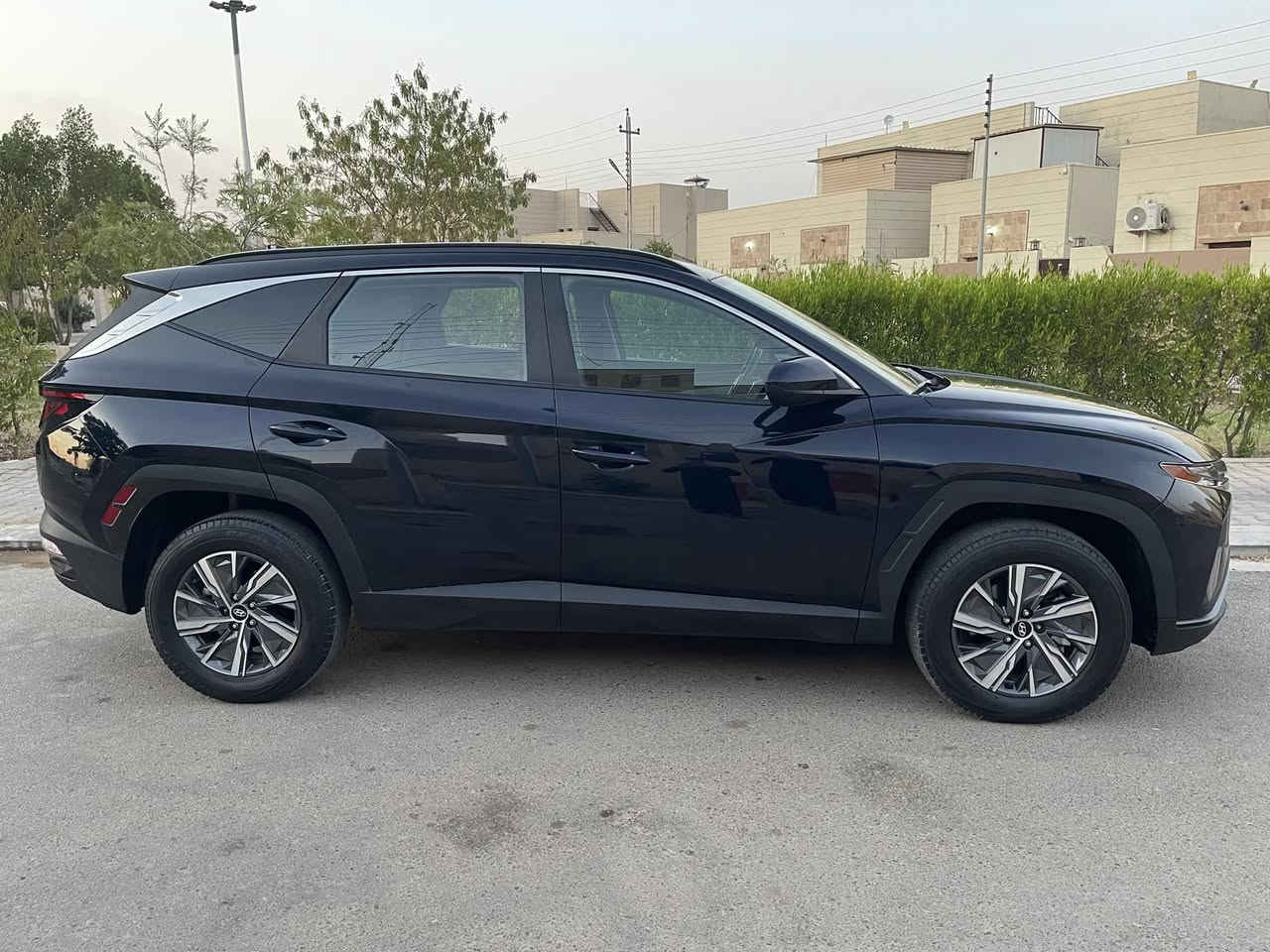 توسان موديل 24 أمريكي هايبرد
رقم بغداد باسمي
فول بدون فتحة
ضررها تعديل بارد براس البنيد فقط
السونار داخل المنشور 
ماشية 39 
مكان السيارة تكريت 
للاستفسار ***********
