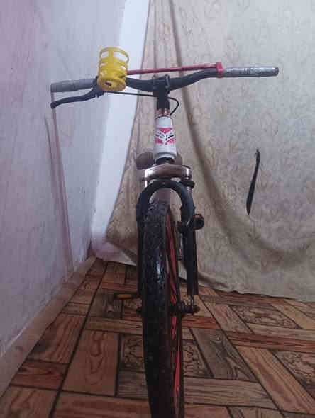 بايسكل للبيع السعر25الف المكان النجف يم مول جدو او جوهرت العرب الرقم ***********
