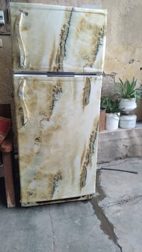 ثلاجه • حجم كبير • فلوجه شارع ٤٠