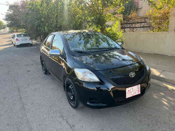 یارس 2009
بڕاوەی دوبەیە
گێڕ ئۆتۆ ماتیک 
دەبڵ گێچ و جام کارەبا و پێنج کەلە و ناوزەرد
چوار تایەی تازەیە 
هیچ لێدراوی نیە 
هەموو گیانی بەشەرت 

سعری 35 
***********
