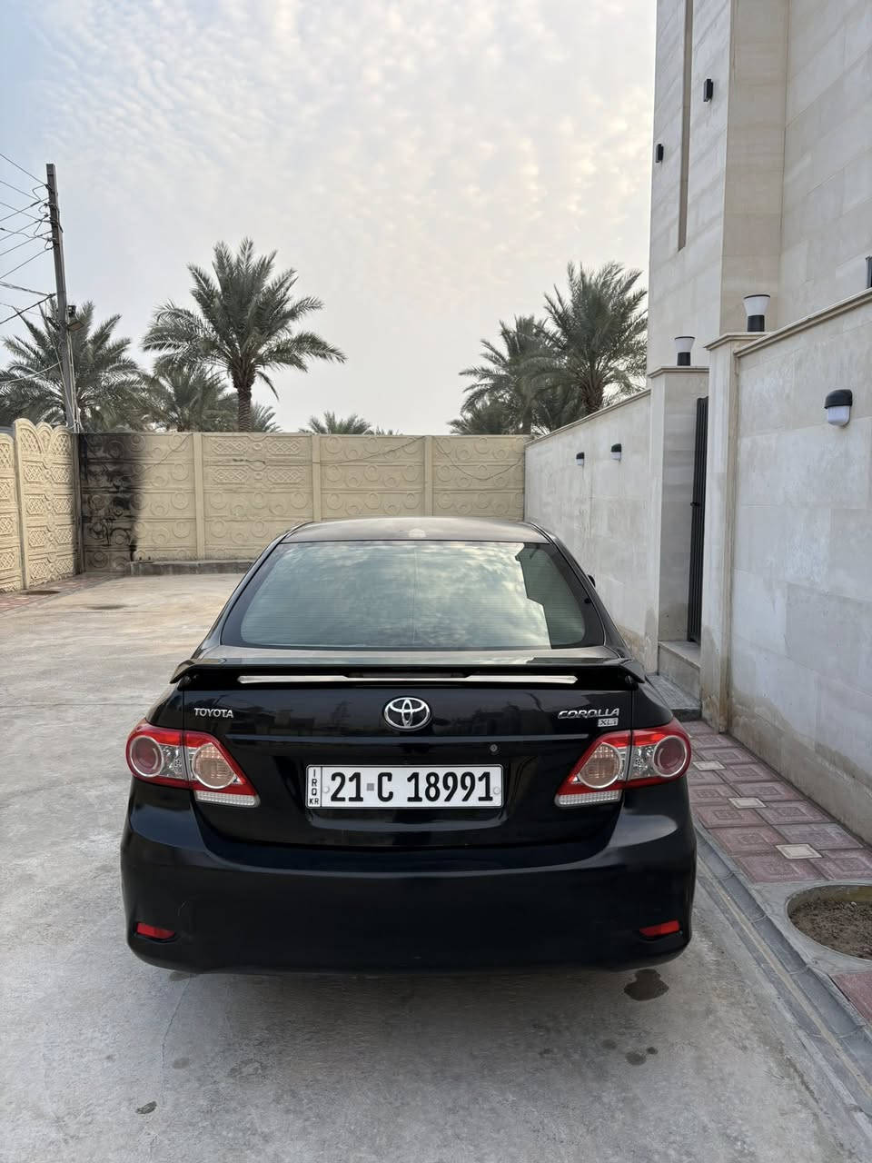 كورلا 2011 خليجي
بدون حادث فقط صبغ جاملغين كما موضح في المنشور 
مكينة وكير بحالة ممتازة
تبريد شغال ثلج 
ما مشتغل اي كلوب بالدشبول 
كهربائيات كاملة 
حدادية جيدة 
تايرات وضعية ممتازة جدد
سيارة ب اسمي تحويل ب اسم المشتري او وكالة عامة
سعرها 116 وبيها مجال جداً جداً بسيط 
مكاني الحلة - بابل 
للأستفسار الأتصال على الرقم 
***********
