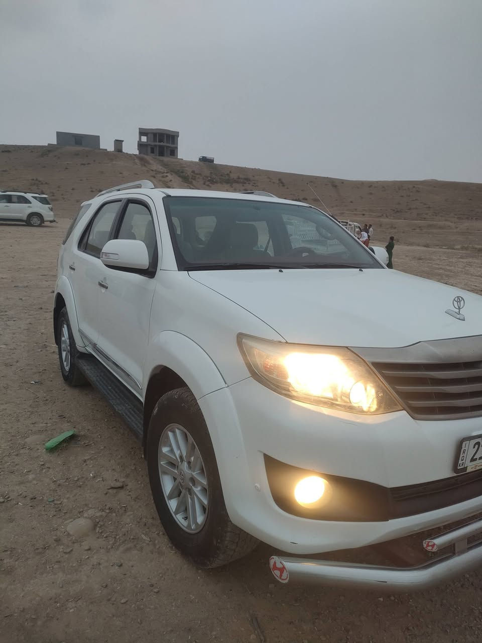 السلام عليكم ورحمة الله 
سيارة فورشنل موديل 13 رقم سليمانيه كلين بدون ضرر سياره جديده تو ويل مكفوله من الدعاميه للدعاميه من الصبغ و الضرر محرك ما مفتوح شرط السعر 215بيها مجال قليل للاستفسار على الرقم ***********
