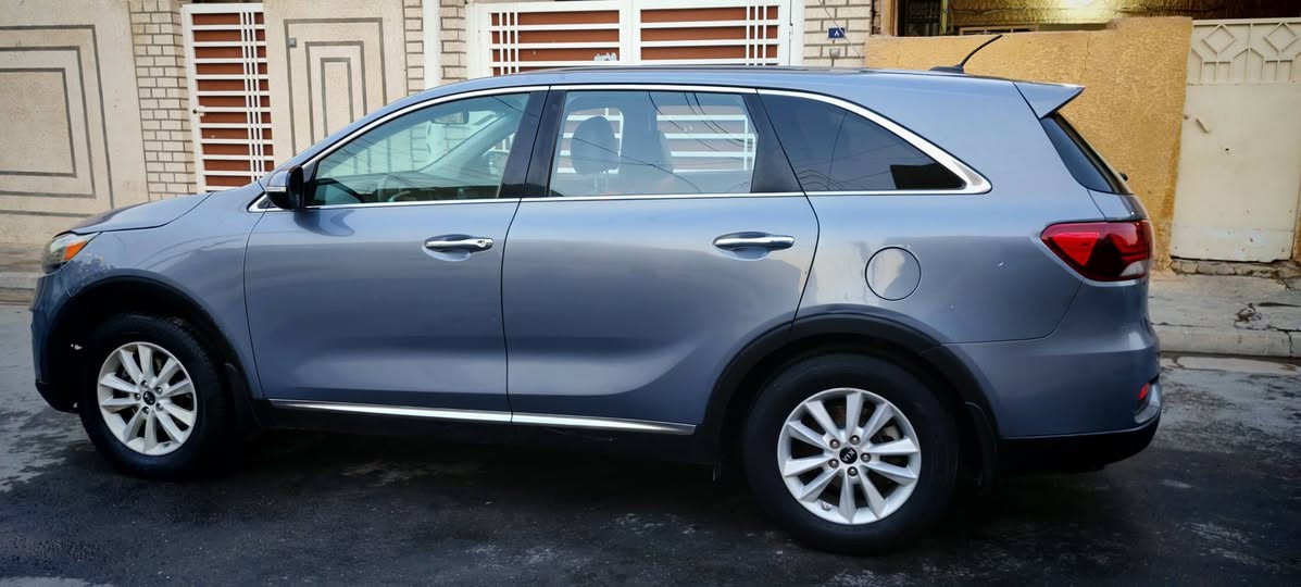 السلام عليكم . سورنتو ٢٠٢٠ محرك كير مكفولات ماشيه ٩٠ الف محرك ٢٤٠٠ .٤ سلندر عدد راكب ٧
رقم بغداد انكليزي جاهزه
حادثه ٤ قطع جانبيه بدون شاصي ولغد ايرباك برده 
المواصفات نص فول تحكم استرين لد امامي بجم خليجي اشرات مري حساسات امامي وخلفي  السعر ١٦٥ بيه مجال 
***********
*********** بغداد, العراق
