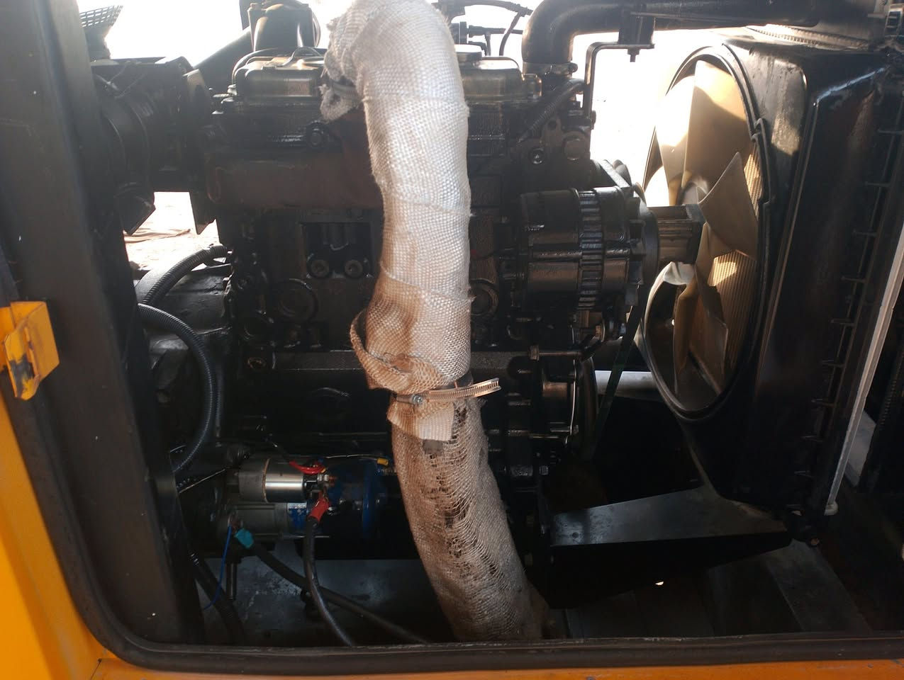 بيركنز مكينة 3سلندر  استندر لاتبخير ولاتنقيص جاهزه
راس توليد 33 كيفي بلادي  ستامفورد مضلع
مكاني ميسان المشرح 
***********
***********
