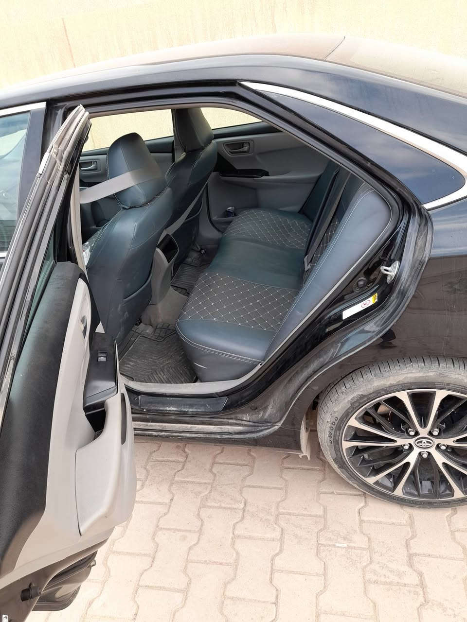 السلام عليكم كامري 2016 للبيع  رقم اربيل لون اسود موصفات LE كير شرط مكينه شرط ضرر جاملغ وبنيد والسونار  موجود بلمنشور مكان صلاح الدين تكريت
سعر 137 وبيها مجال  للاستفسار اكثر ***********
