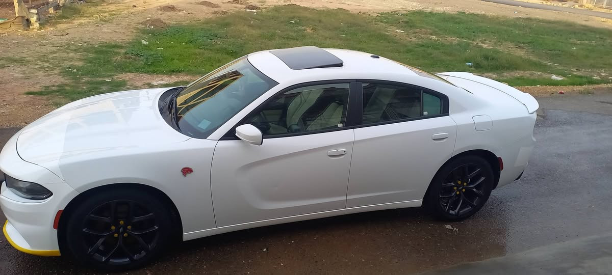 دوج جارجر خليجي ٢٠١٨ فول مكفوله ماشيه ١٣٠ مايل بغداد حره مشروع وطني بسمي السعر ٢٤٠ ورقه وبيه مجال للإستفسار الاتصال *********** الانبار هيت
