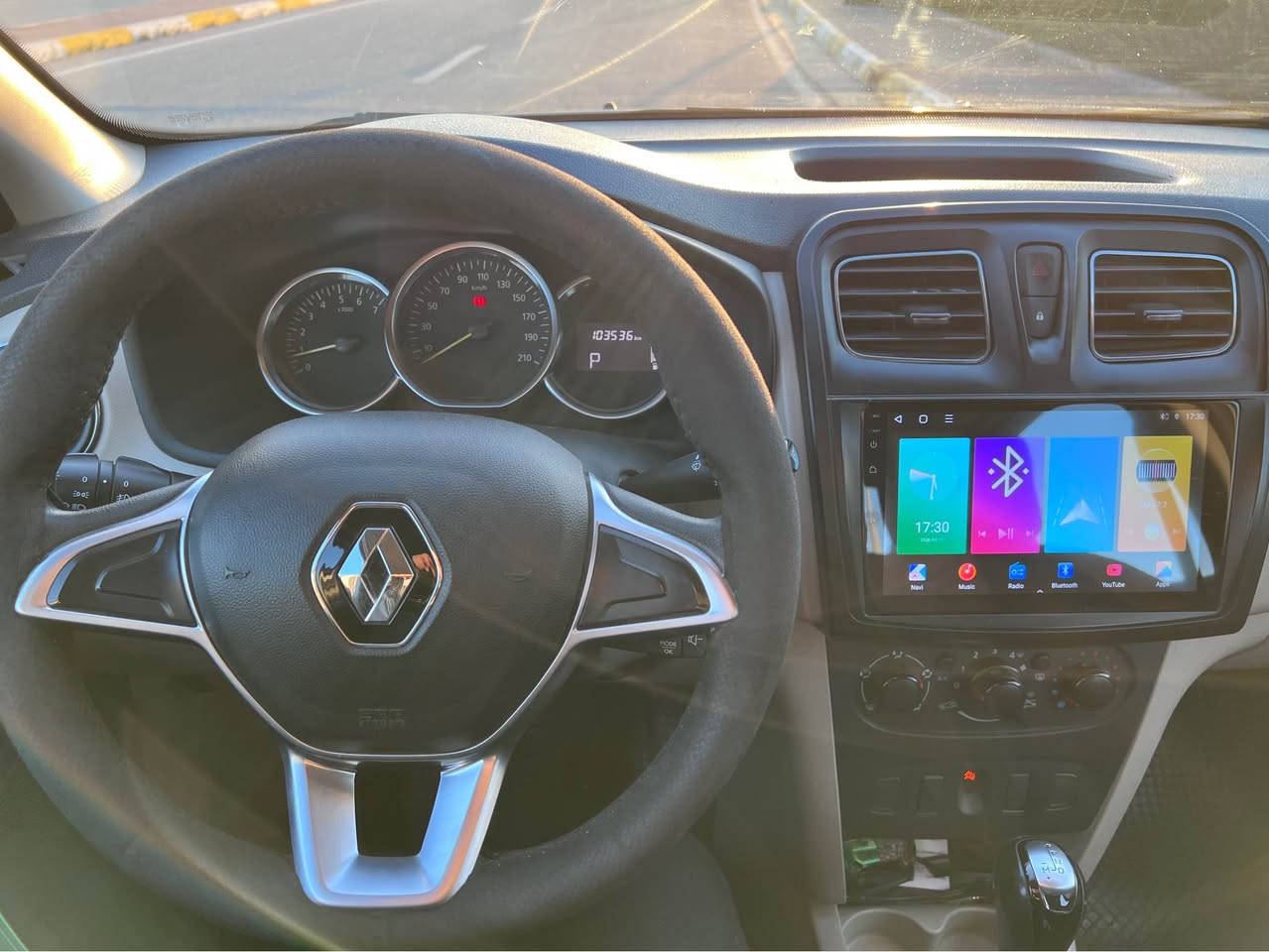 مۆدێل 2020
بێ بۆیاخ بێ تەرزە جەند پەڵەیەک ساردی هەیە سۆنەریم داناوە
گێڕ ئۆتۆماتیک و عادی
کامل گاعی تێگیراوە
103 كم ڕۆشتوە
شاشە ئایپاد و کامێرا و کەناڵە ناوخۆیەکانی تیایە
تاقمێ تایەی لۆکی لەسەرە
سەنەوی و رەقەم تازەیە تا 2030بەناوی خۆمەوەیە
بێ کێشە و بێ تەقە و رەقە هەمو کارەبایاتی ئیش ئەکات 
*********** السليمانية, العراق
