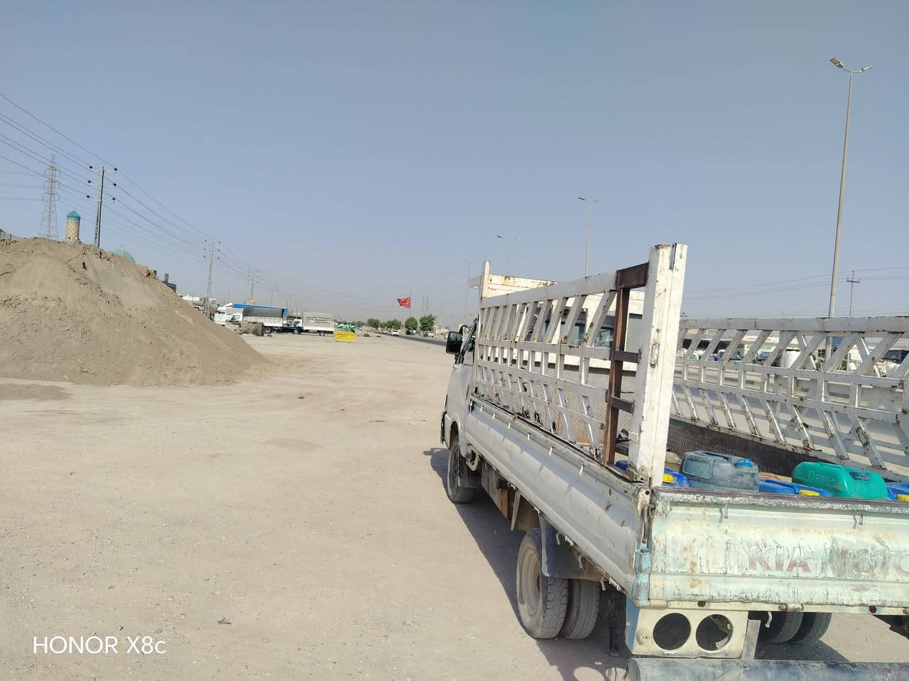 كيا لبيع موديل 94 سعره 28ورقه بيه مجال
***********
