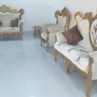 قنفات ملكية • جديد • مستعمل قليل