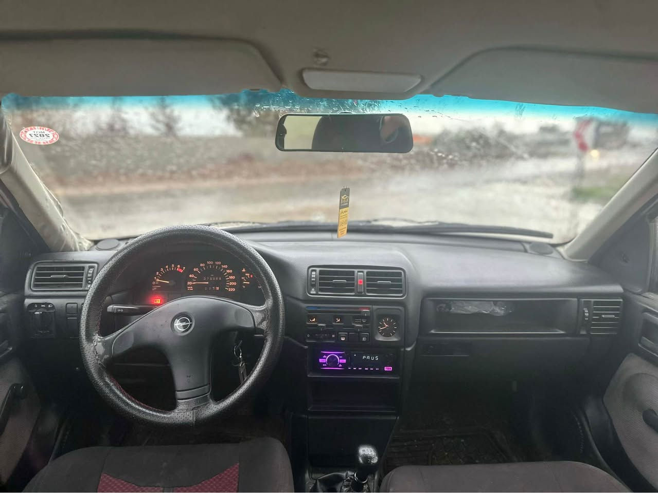 ئۆپڵ
مۆدێل 1991
مەکینە ١٨
گێڕومەکینە بەشەرت 
ئاڕم پلەستیک سلێمانی
هەزەی تازە نوێکراوەتەوە 
 توندو تۆڵە 
چوار تایەی لۆکی بۆبەستراوە 
دەحمو وەرگەڕاو بەشەرت موسو بڕاوە بەشەرت
کارەبای کامل ئیشدەکات بەشەرت  
نرخی 27 محامەلە 
ناونیشان سەنگەسەر 
0751 169 08 54
0774 123 30 30 بشدار, السليمانية
