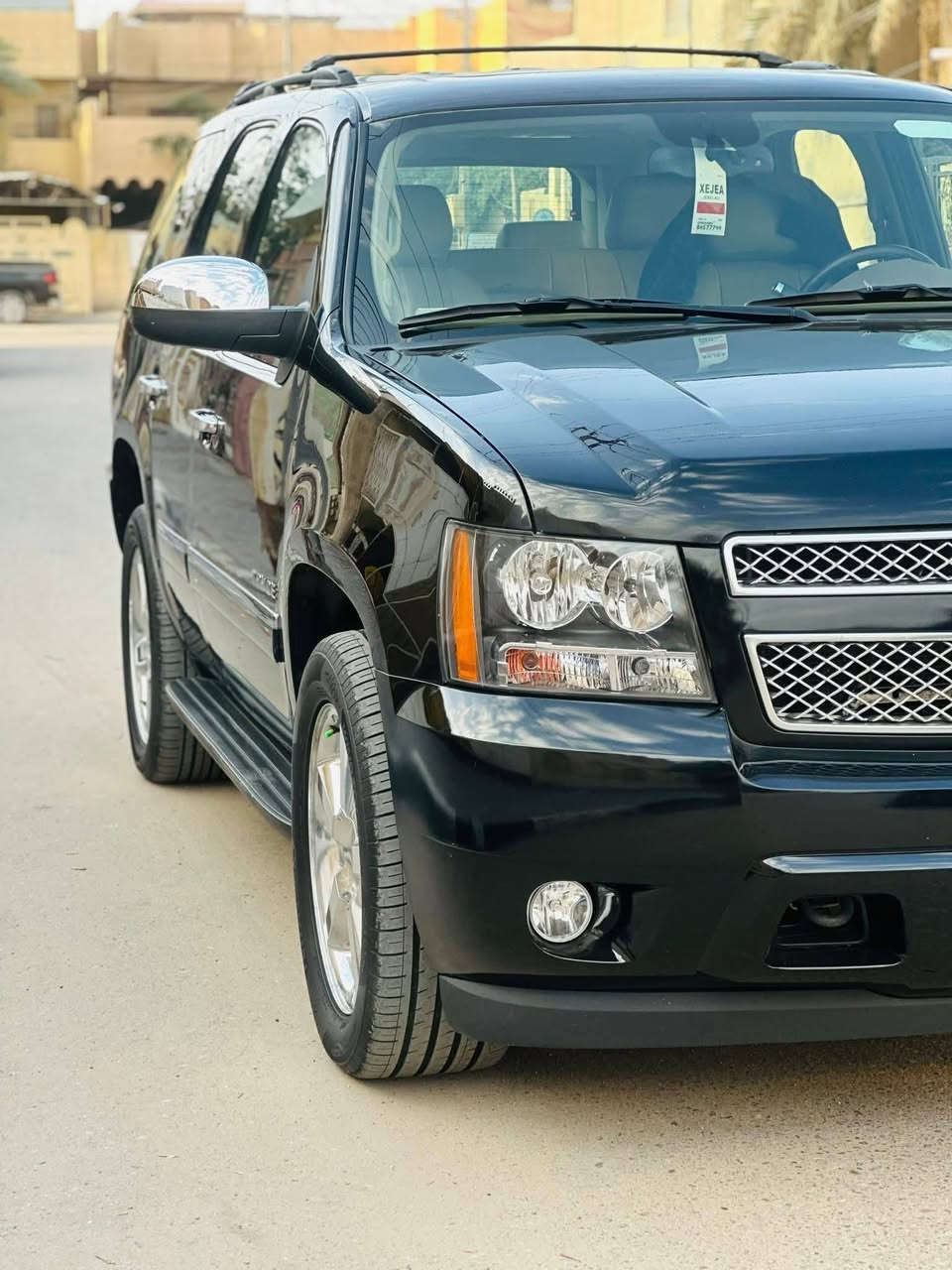 تاهو مديل 2012 LTZ خليجي 
شفروليه تاهو مديل 2012 رقم سليمانيه الدولي سنويه جديده تحويل او وكاله بسمنه السياره كفاله من كلشي
مكينه وكير مكفول بلادي عل وضع الشركه مامتعوبه
ماشيه 100km جاهزه كل نقص مابيه سياره نضيفه بمعنى الكلمه استخدام شخصي فول مواصفات واحد عله
للاستفسار اكثر اتصل عل رقم *********** مكاني بصره
