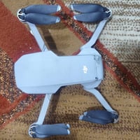 للبيع درون مني مافك لكمبل يصور بس مايتحرك للتجاهات ولا ينزل ولا يصعد  ...