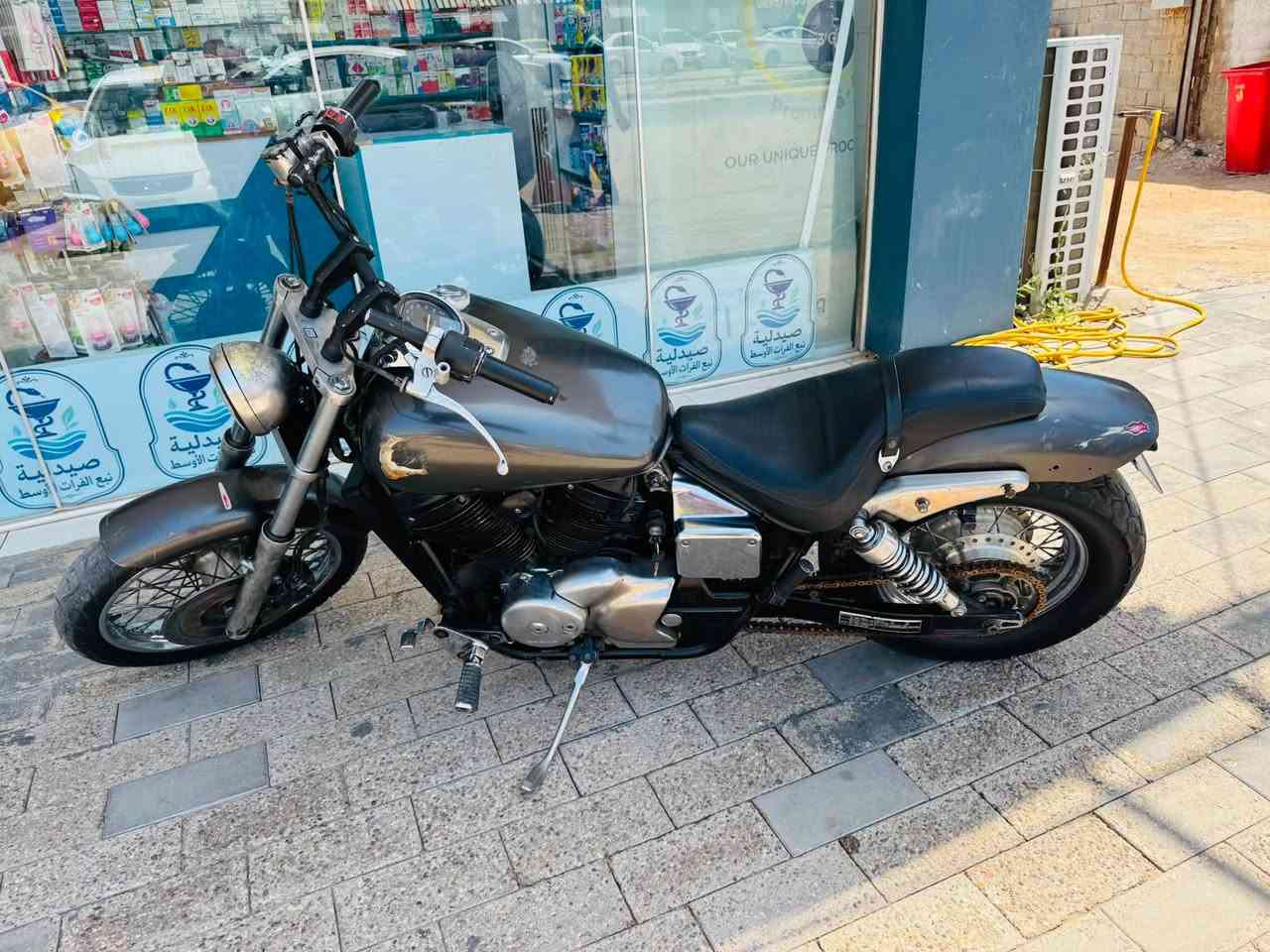 سلام عليكم 
مستعجل علبيع 
هوندا شادو سبيرت 750 cc موديل 2004
بدون اوراق مكينة وكير وكهربائيات مكفولة بيهة تلحيضات بسيطة كلش موضحة بالصور سعرهة مليونين و300 وبيهة مجال و اليجيني مارجعة مكان الدراجة بالنجف 
***********
@إشارة
