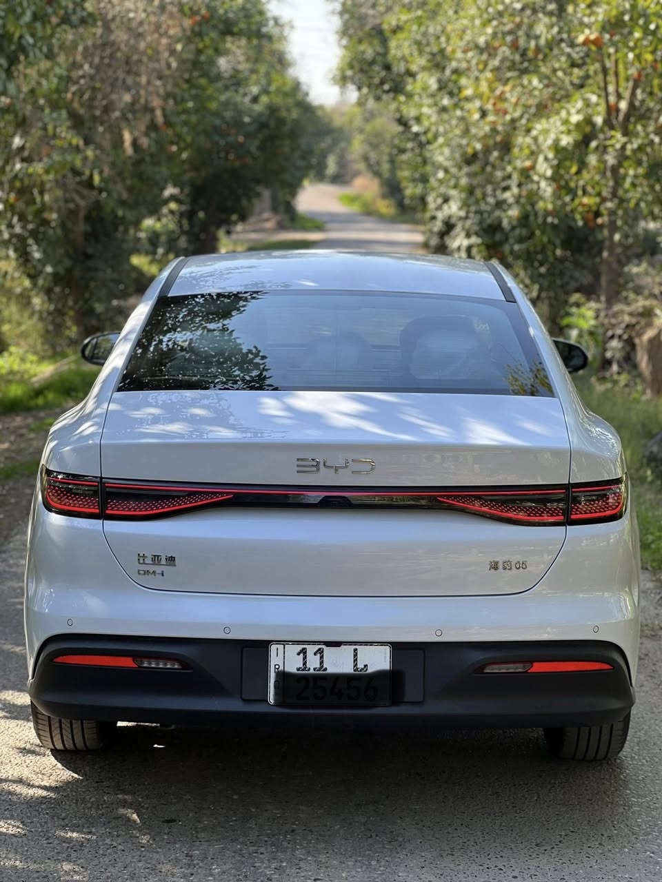 السلام عليكم للبيع
بي وادي  سيل 05 2025  زيرو 
بلكن هايبرد  ثلاث انظمه هايبرد + بانزين  شحن ذاتي + شحن خارجي تمشيك2200  كيلو سعه خزان الوقود 65 لتر 
ملحقات شاحن اصلي و كارت دخول 
عداد  كليومتر صفر
مثبت لوحات سنويه
محرك يعمل لشحن البطاريه فقط  1500 هجين ثلاث انظمه شحن ذاتي + هايبرد + شحن خارجي 
داخل جلد ابيض لونين  بطاين بوب جلد ابيض واسود 
دركة دي جلد وحياكه 
بكلايت لد خليه دخاني لون 
بصمه +كارت 
هاندر بريك بصمه اوتو هولد 
كيجات شاشه 
شاشه كبيره تبريد شاشه 
لايت ليد لايت اوتو  + لد صباحي 
اشاير مري
تبريد قطعتين 
ويل كب اسود
مكان السيارة بغداد للاستفسار الاتصال على الرقم 
***********
***********
