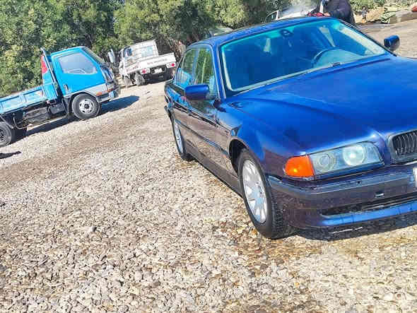 السلام عليكم مستعجل ع بيع
Bmw خفاش
رقم انگليزي سنوية ل2030 تريد تحويل تريد وكالة
مكينة وكير جدد
حدادية جديده
عربانه ودرايمات جدد
وياها لايت زنون
تحم مري شغال 
كشنات ميكانيكي
مثبت سرعه 
وباقي مواصفات الخفاش معروفه
السعر 46 قفل ومو سعرها هذا
للتواصل *********** ابو منتظر 
اسيا ***********
