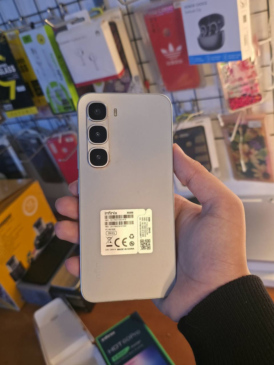 انفنكس هوت 60 برو
ذاكرة 256 

كامل ملحقات 
باكيته شاحنه كيبل وحماية شاشه 

نظافة عاليه جدا 

السعر 205 الف 

يوجد توصيل لجميع محافظات العراق 
للحجز راسل الصفحة 
واتساب *********** 

تابع الصفحه لمشاهده الاجهزه المتوفره https://t.me/mohamd_phone 

#العراق #مستخدم #توصيل_لكل_العراق #انفنكس #للبيع
