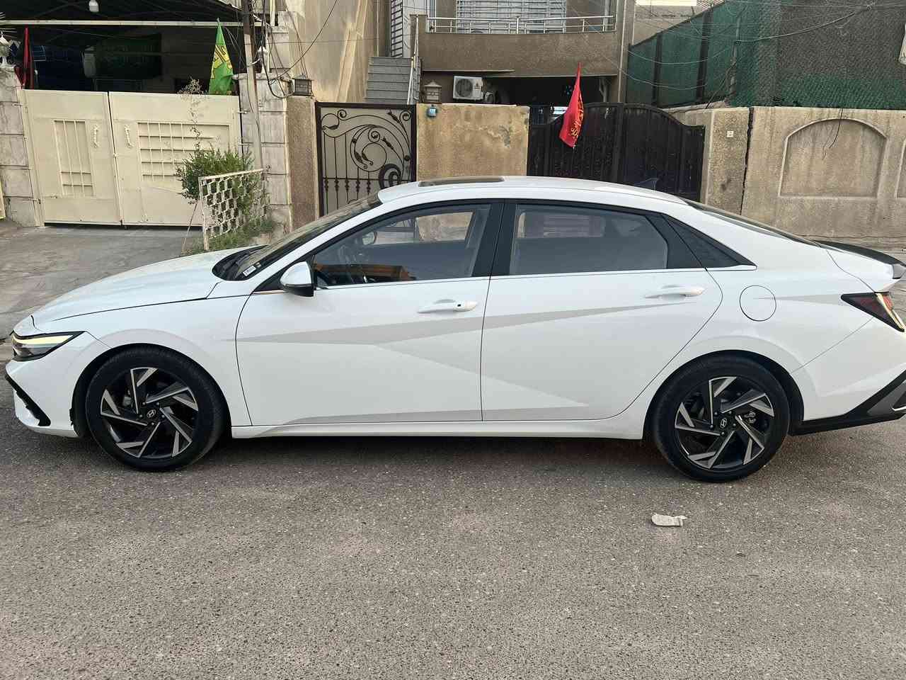 السلام عليكم
النترا تجميع صيني 23 ماشيه 55 الف
المواصفات معروفه
بيها حادث دعاميه وبنيد
مبدل اسود ومصبوغ
ومبدل راديتر
ولايت كذالك الاصليات موجودات عندي وشغالات
بيه بارد من جهه السايق كد اصبغ موجود بالصور
مامفتوح بيها اي شي غير الي ذكرتها
رايدها ب125 ورقه
رقم الواتس ***********
