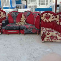قنفات عدد اربع كلهم بثلاثين الف والشراي يتصل 07517441388....0770834407...