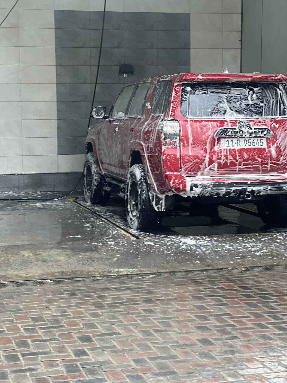 السلام عليكم
رمضان كريم وجمعه مباركة 
تيوتا فور رنر 2020 trd offroad
ماشية66 كيلو
سيارة جديدة كلش 
كلشي مذكور بالمنشور بدون ايرباك 
كفالة شاصي لغد مكينه كير  باسمي
سعر255 
***********
بغداد مجمع مشن
