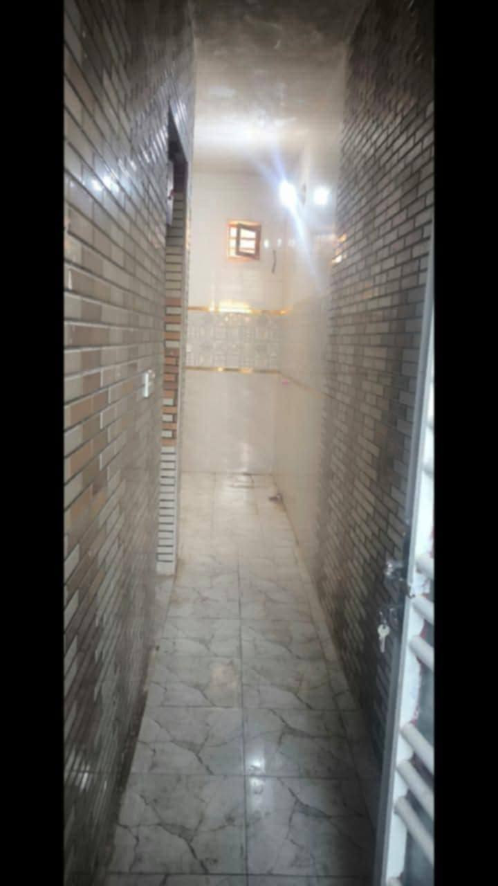 (ع..18 )
دار للايجار  (100 متر) حي النداء شارع المجمعات قرب مدرسة شهداء العراق
سعر الايجار 250 الف  
طابق واحد
غرفه  مطبخ   صاله  استقبال
كل شهر بشهره


**إذا كنت صاحب هذا الإعلان وتريد حذفه لأي سبب، رجاءا أرسل رسالة إلى الدعم الفني**