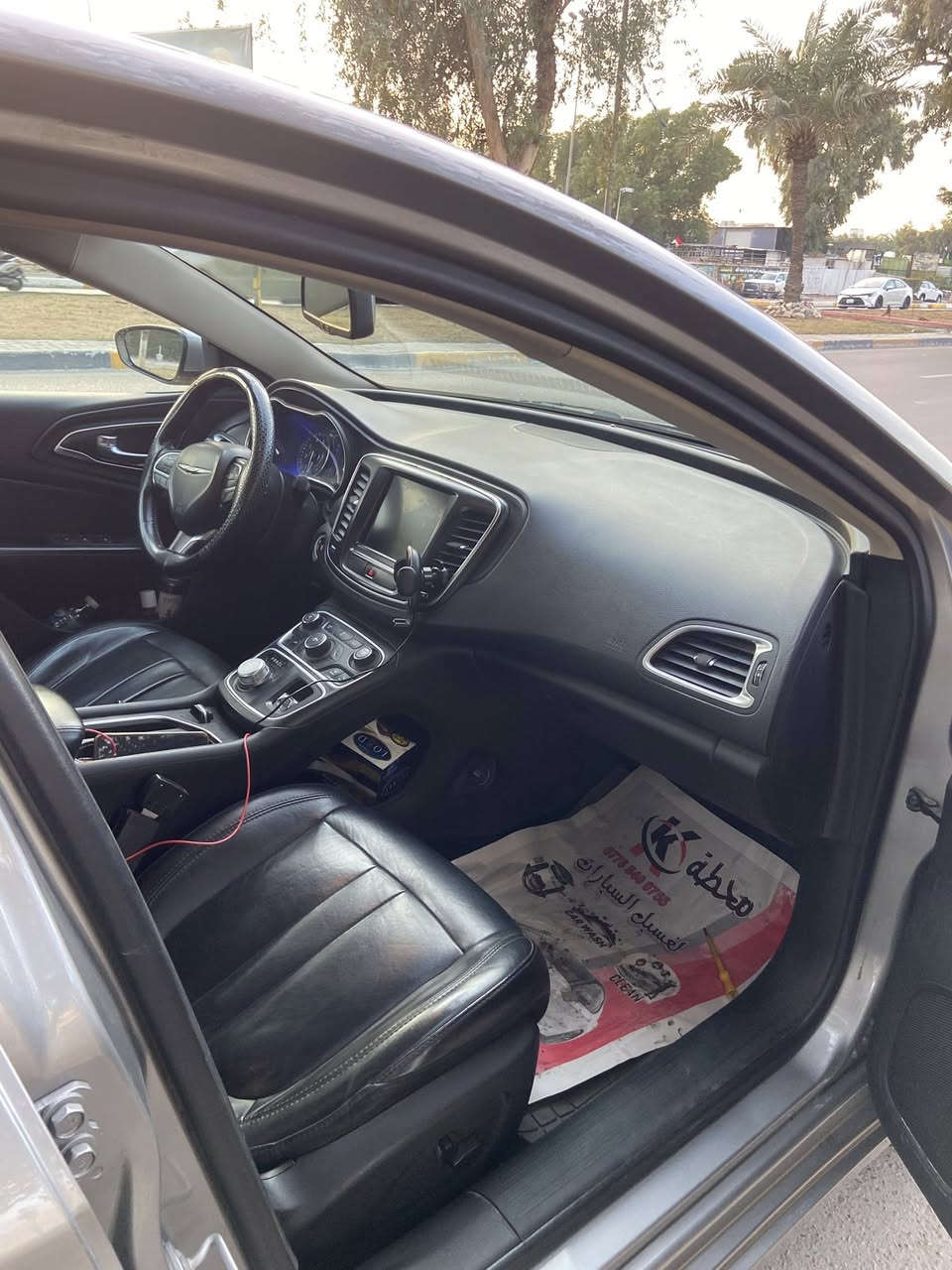 سلام عليكم كرايسلر سي 200للبيع 

للبيع كرايسلر c200 موديل 2016

—كلين بدون حادث بدون صبغ 

المواصفات:

-منضومة غاز انسة الادوانز والبانزين العادي 

- محرك 4سلندر 2.4 قوي واقتصادي

- مكينة، كير، مكفولات 

-وتبريد بحالة ممتازة وية الاسويج 

- ممشى: 184 ألف كيلو مو ميل 

-  بصمة

- كشن كهربائي

- تحكمات على المقود

- شاشة كبيرة معلومات

- سيارة نظيفة جداً، استخدام شخصي 

- كشن سايق كهربائي 

-كشن السكن كهربائي 

- برمجه كامله صيف شتاء الحرارة 95-85ماي احمر زيتي 

- رقم اربيل دولي الجديد سنويه 2028 

-هزة جديدة قبل سبوعين 

-كلوب واحد ممشتغل بل دشبول 

-غرفة نضافتها 100‎%‎ بلادية مابي فطور وزروف 

-باتري جديد 

-عبوة بانزين جديدة 

-صدرها بحالة ممتازة 

-سنوية بأسمي تحويل مباشر من عندي شخصياً 
سيارة جديدة بمعنا الكلمة كل نقص مابيها 
شغل وطلع وين ميعجبك 
السعر: 124 $ 

رقم الهاتف: ***********

متوفر واتساب
